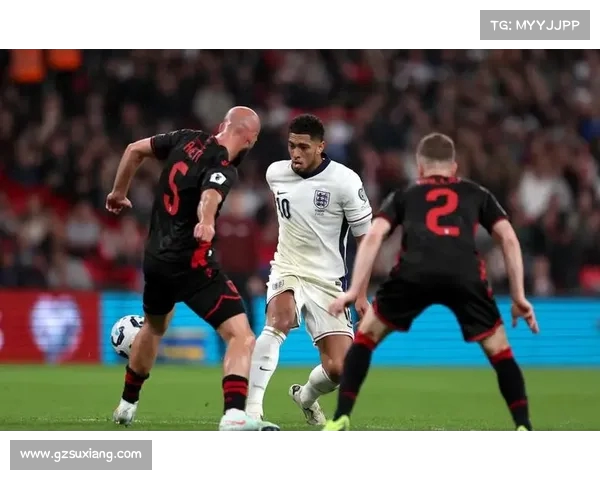 凯恩庆祝英格兰第70球 祝贺斯凯利首秀破门的喜讯 凯恩庆祝英格兰第70球 祝贺斯凯利首秀破门的喜讯